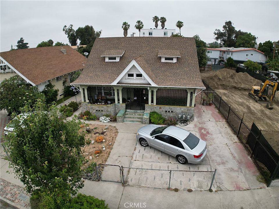 1st image of 1229 W 37th Dr