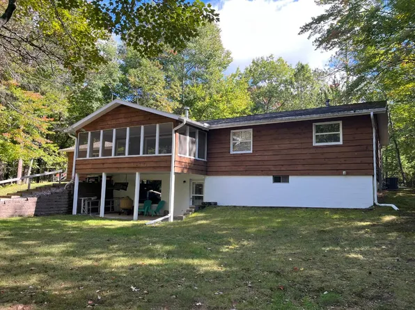 1274 E Harbor Dr, Arbor Vitae, WI 54568