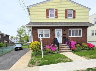 648 Milton Ave, Lyndhurst, NJ 07071