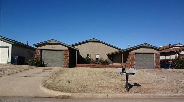 3 bed, 1119 sqft, $1,250 — Photo 1