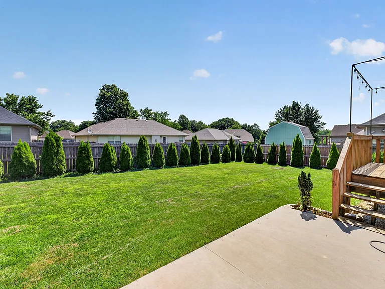 935 E Weldon Dr — Photo 41