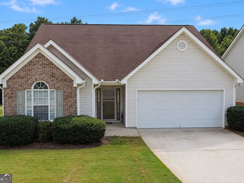 1st image of 1126 Strath Clyde Way