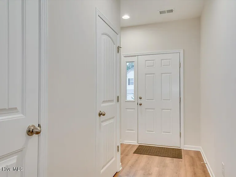 1436 Feldspar Ct — Photo 3