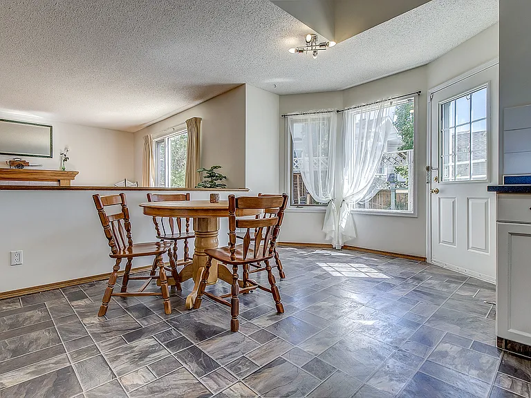 8010 Schubert Gate NW — Photo 9