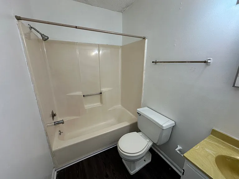 136 Tyrone Blvd #136 — Photo 6