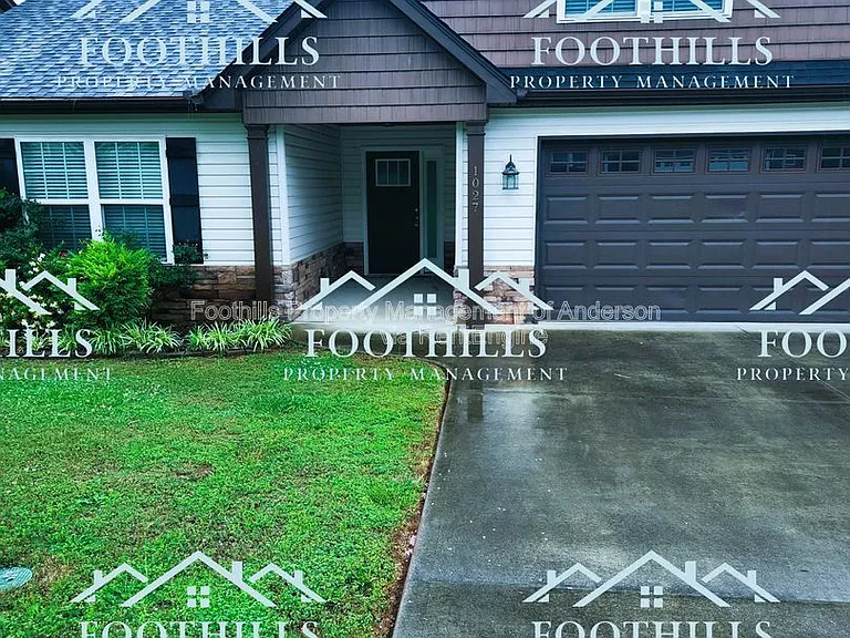 1027 Whirlaway Cir — Photo 21