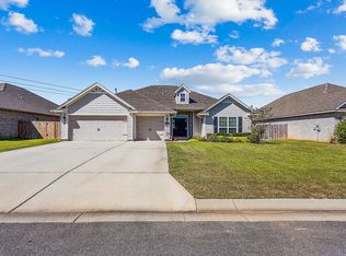 8493 Twenty One Oaks Ln, Pensacola, FL 32526