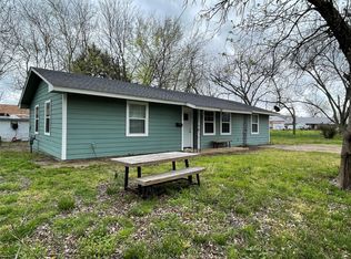 150 NW 4th St, Cooper, TX 75432