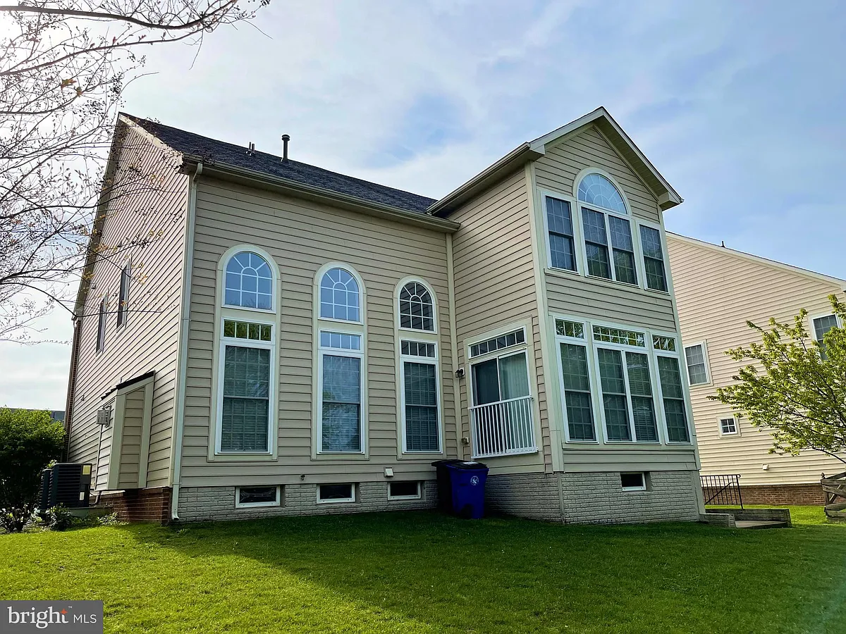 Building Photo - 4002 Belvedere Ln