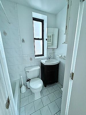 4th image of 4004 36th Ave APT 3C