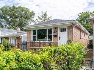 1805 Hovland Ct, Evanston, IL 60201