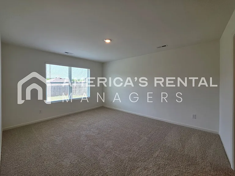 213 Koslin Loop — Photo 38
