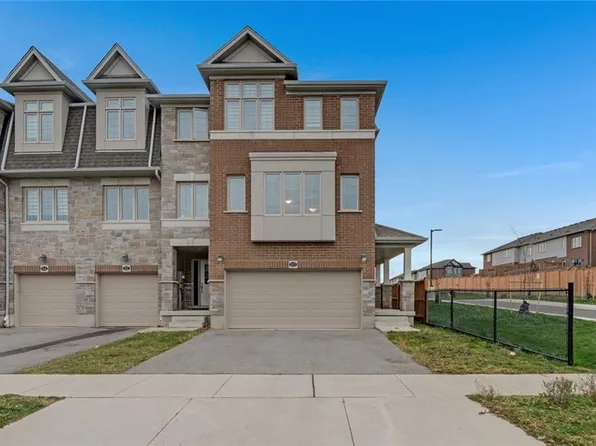 110 Ian Ormston Dr, Kitchener, ON N2P 0J4