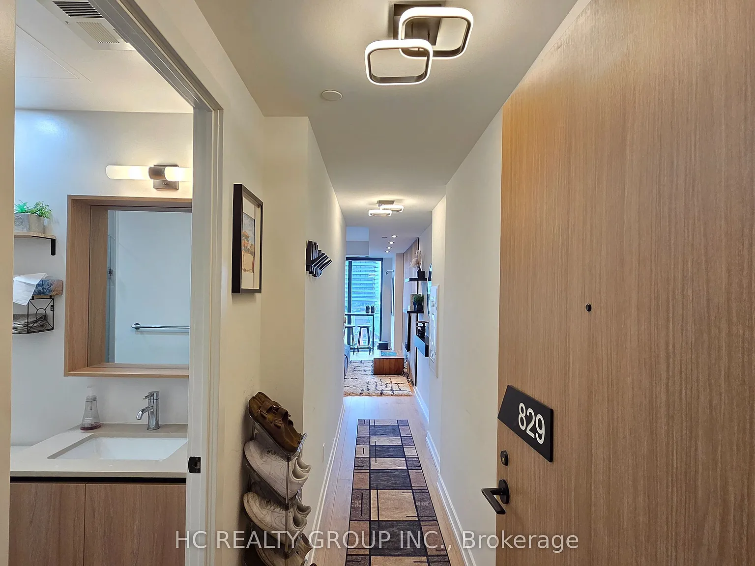 1 bed, $2,300 — Photo 2