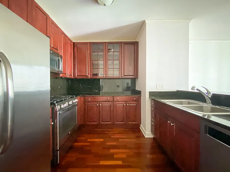 201 N Westshore Dr #1503 — Photo 6