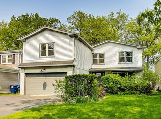 1845 McCraren Rd, Highland Park, IL 60035