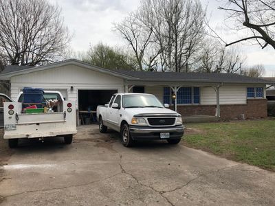2210 S Florence Ave, Springfield, MO, 65807
