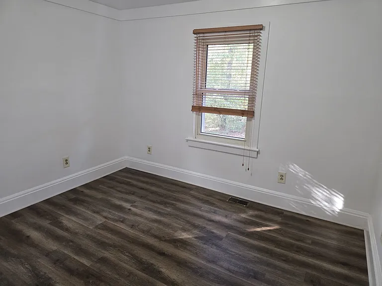 4605 Highway 74 E — Photo 10