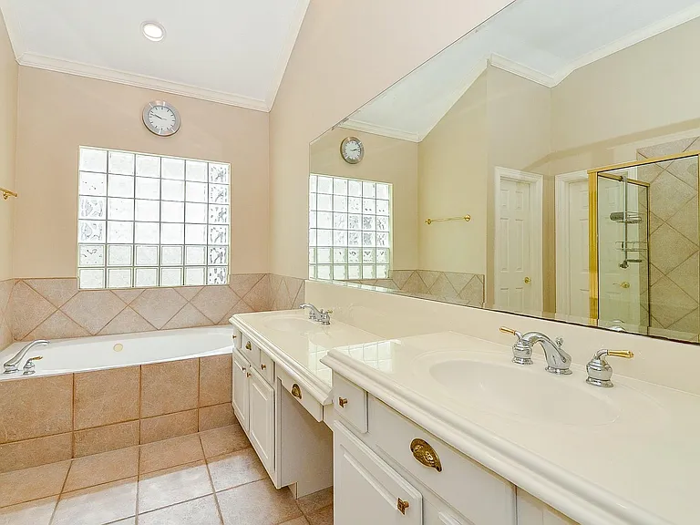 5208 Blossom St #5 — Photo 17