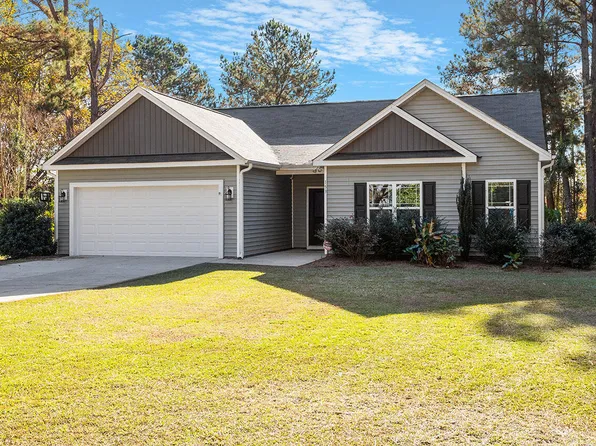 153 Highland Dr, Lillington, NC 27546