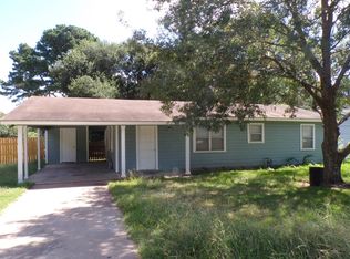724 Dyer St, Rockdale, TX 76567