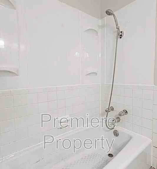 4329 Sterling Ave — Photo 7