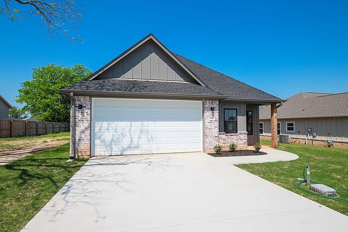 1st image of 216 Nolan Farms Blvd