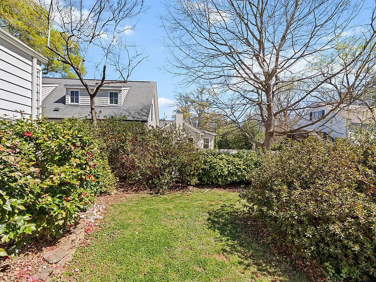 2728 Anderson Dr — Photo 41