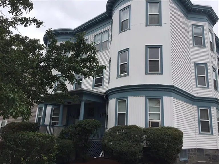 112 Thurston St — Photo 6