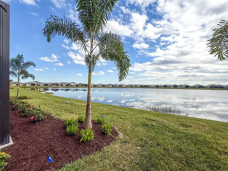 3263 Alba Cir — Photo 44