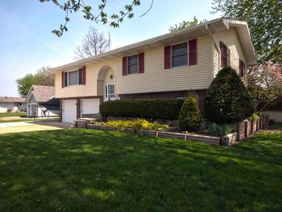 10728 Veach Dr, Middlebury, IN, 46540