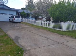 17641 Greenridge Rd, Hidden Valley Lake, CA 95467