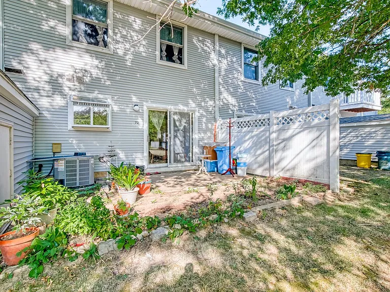 79 David Brearly Ct — Photo 3