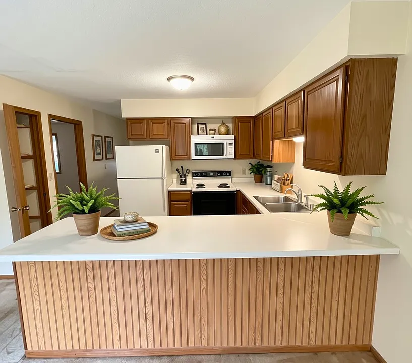 874 Kari Dr