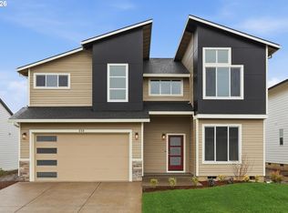 550 E 4th St, Yamhill, OR 97148