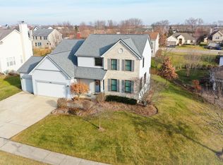 845 Red Barn Ln, Elgin, IL 60124