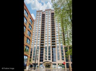 435 W Erie St APT 1707, Chicago, IL 60654