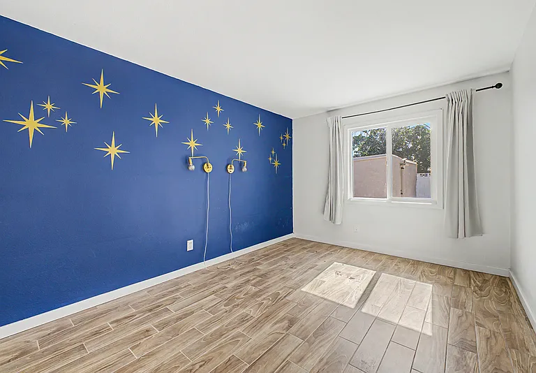 13608 N 41st Pl — Photo 18