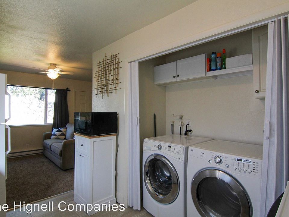 1st image of 1561 Willis St #1561
