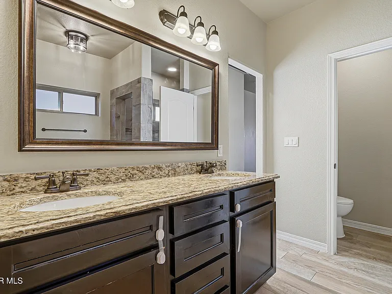 14844 Sunny Land Ave — Photo 30