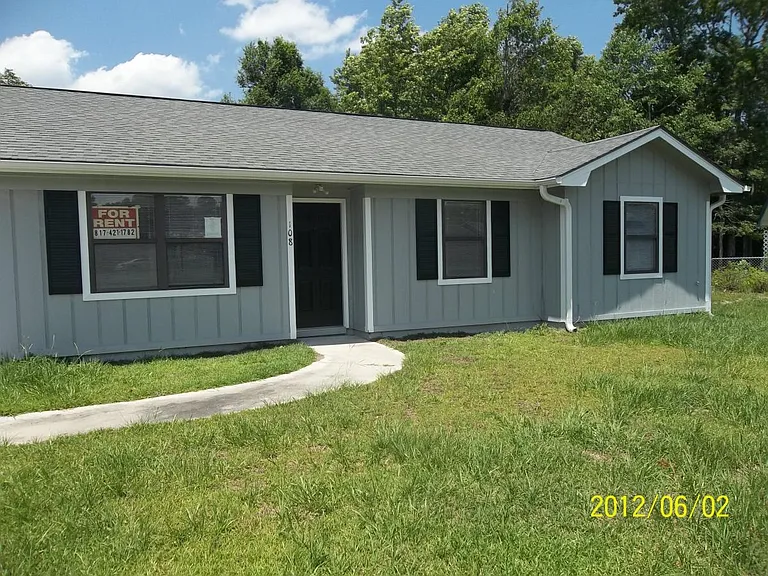 108 Biloxi Ct — Photo 1