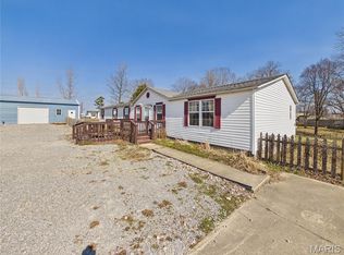 136 Shadow Rock Lake Rd, Poplar Bluff, MO 63901