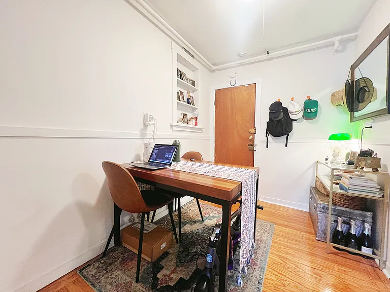 98 W Cedar St #4 — Photo 9