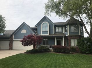17135 O Cir, Omaha, NE 68135