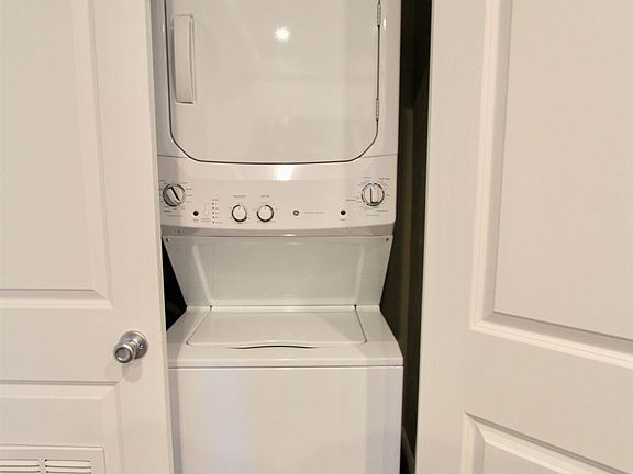 9 Dehon St. #6 Revere (Revere Beach) Shared Unit Photo 7