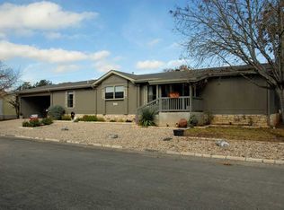 333 Oak Ridge St, Ingram, TX 78025