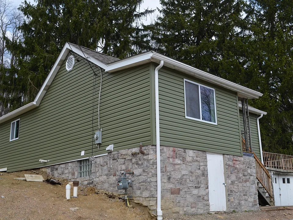 69 Lindley Rd