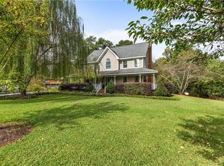 9325 Rivershore Dr, Suffolk, VA 23433