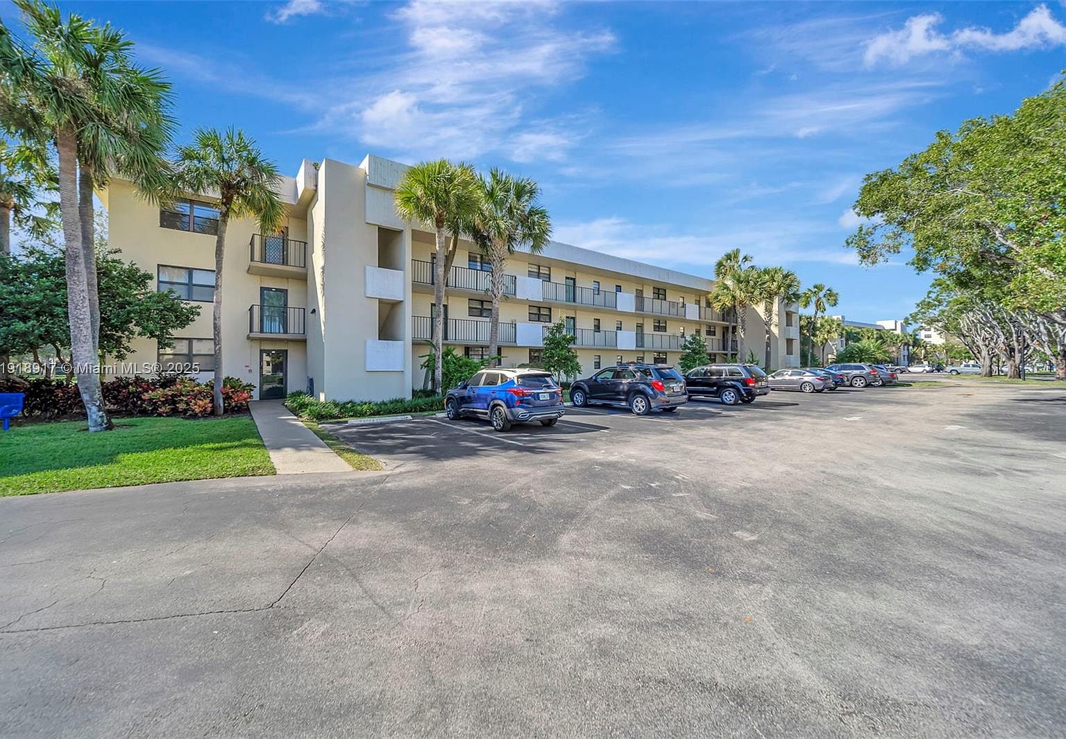 2450 Deer Creek Country Club Blvd APT 109