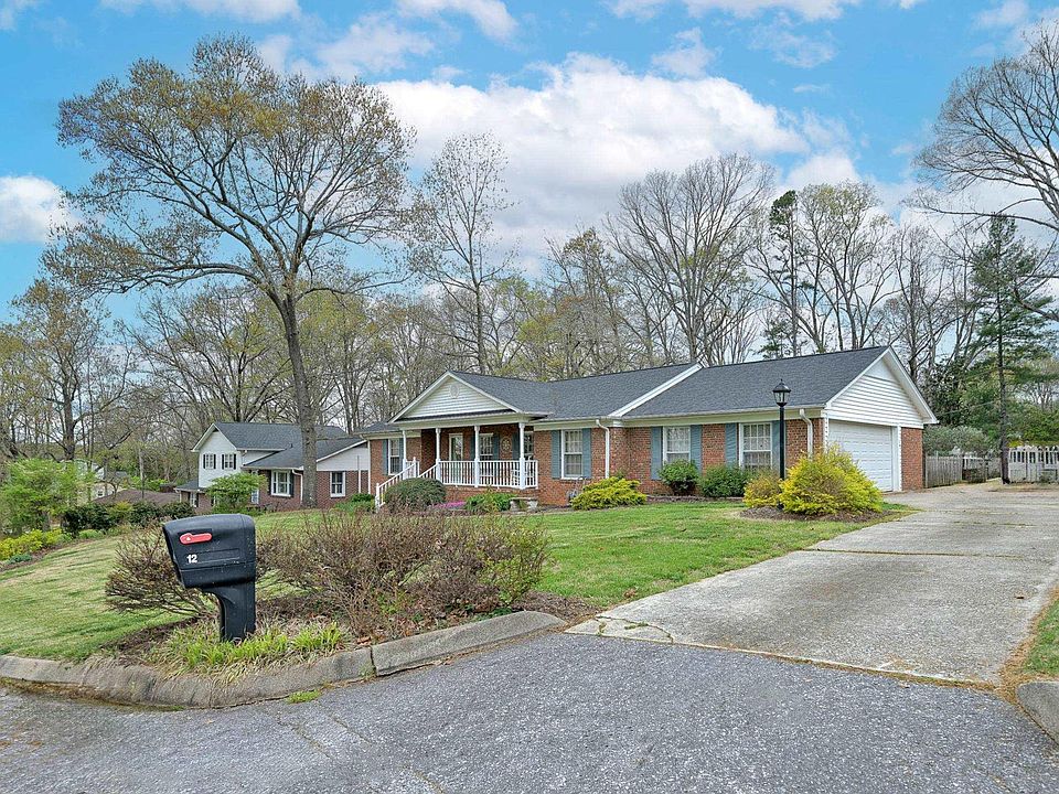 1st image of 12 Elmwood Dr